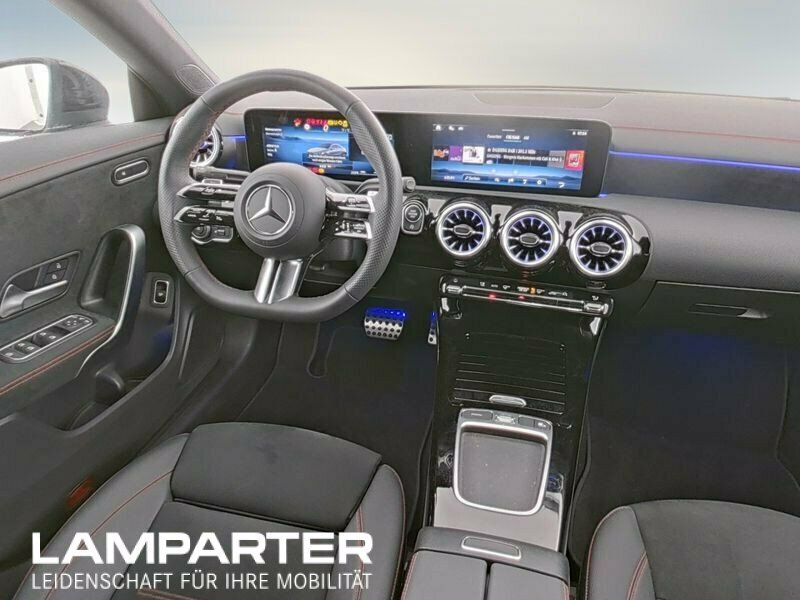 Mercedes-Benz CLA 180 2024