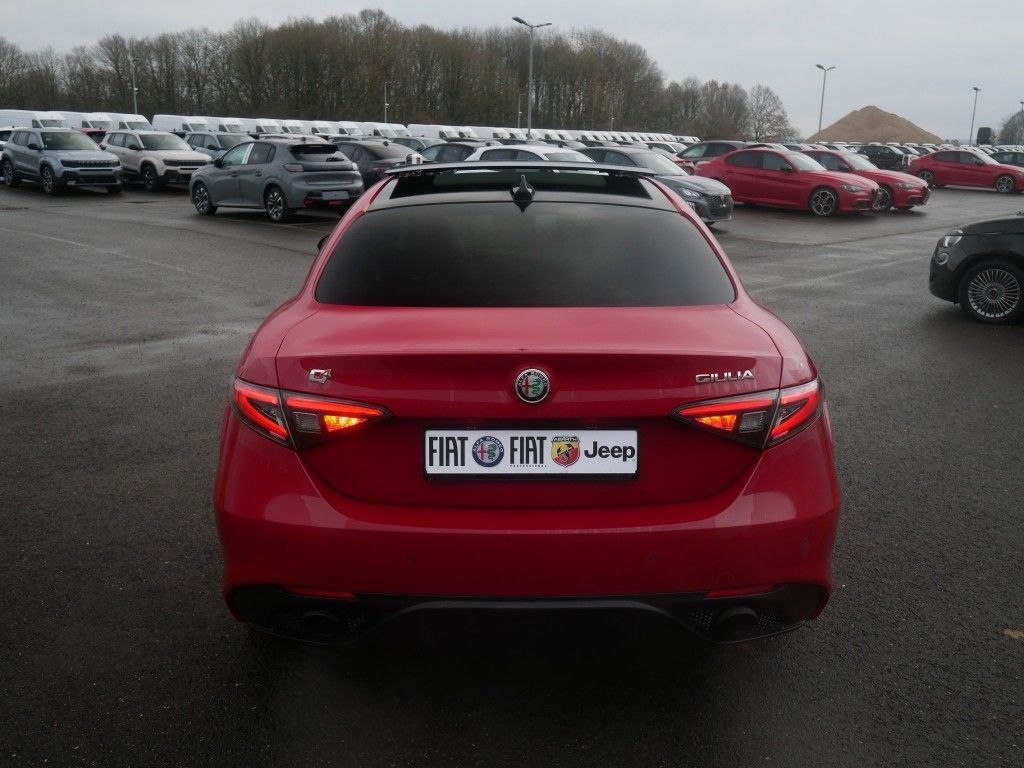 Alfa Romeo Giulia 2023