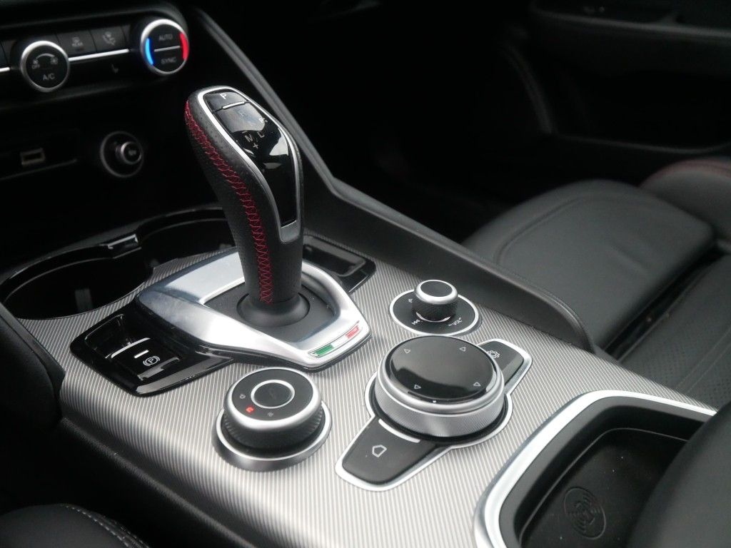 Alfa Romeo Giulia 2023