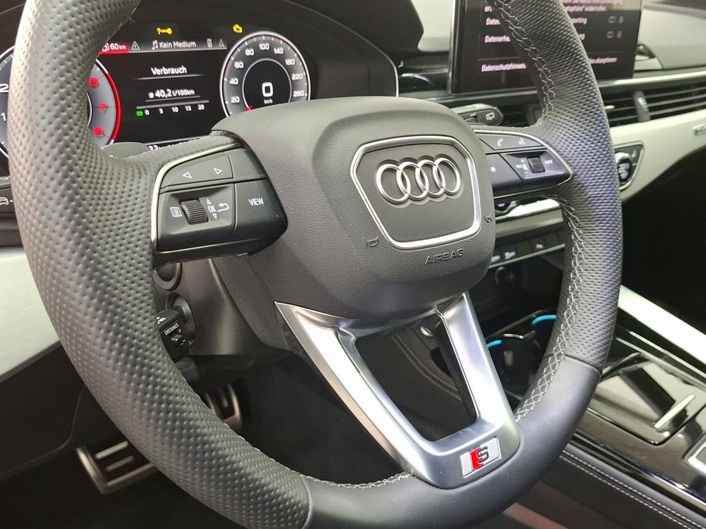 Audi A4 2025