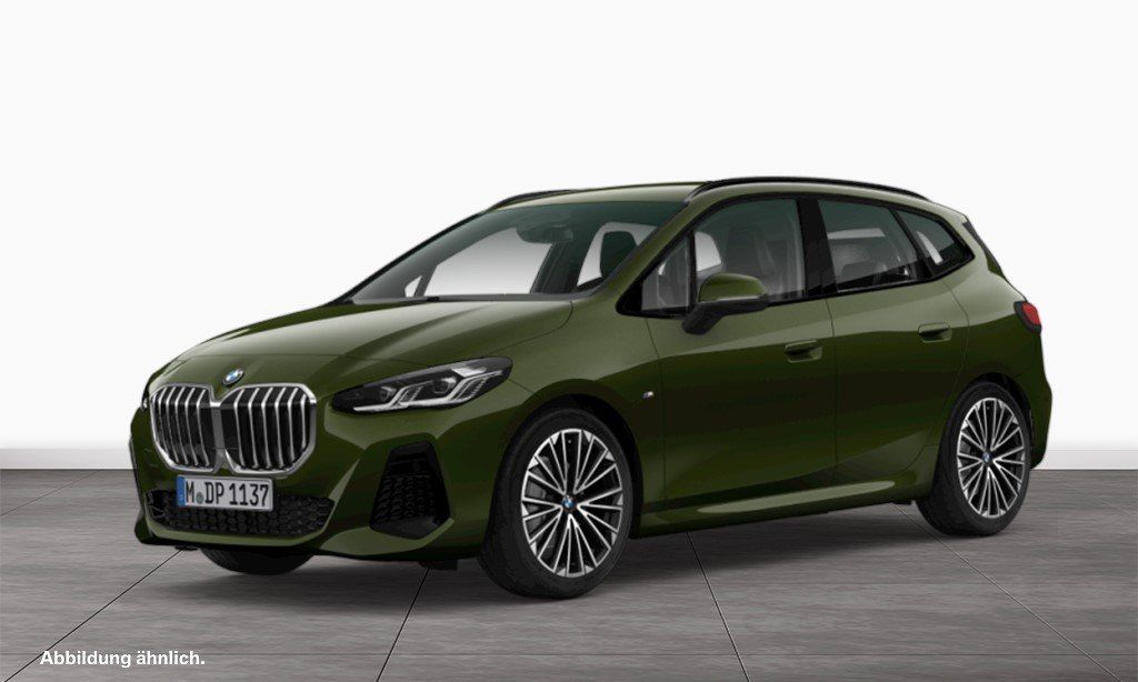 BMW 220 2025