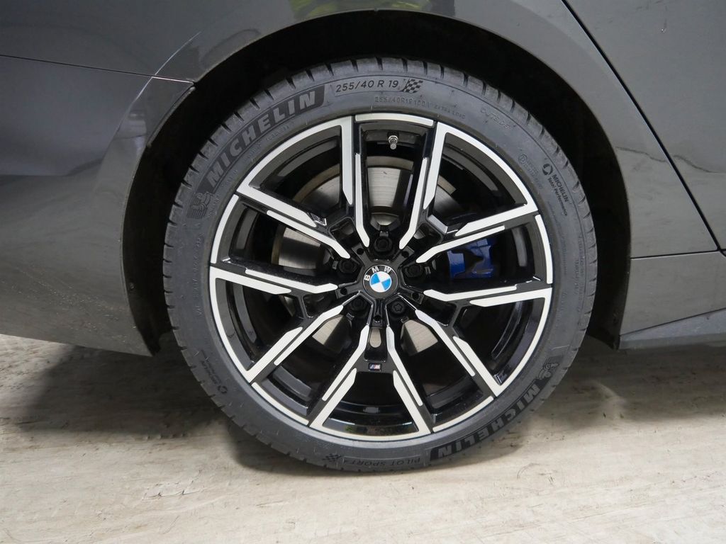 BMW i4 2024