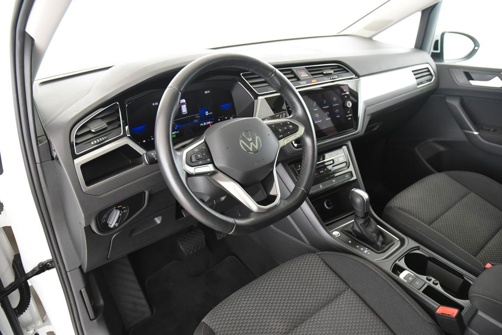 Volkswagen Touran 2024