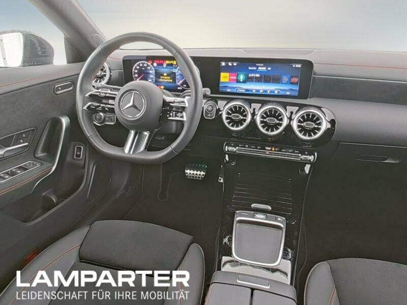 Mercedes-Benz CLA 200 2024