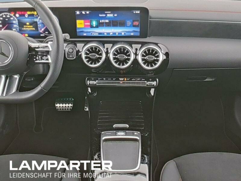 Mercedes-Benz CLA 200 2024