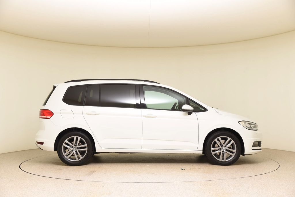 Volkswagen Touran 2024