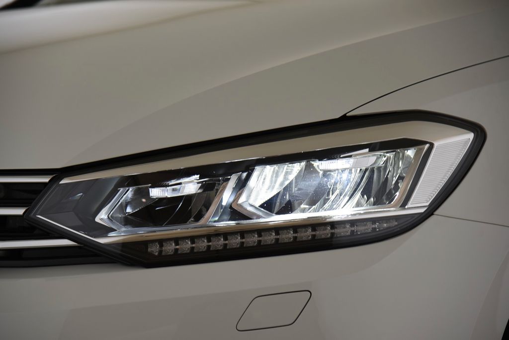 Volkswagen Touran 2024