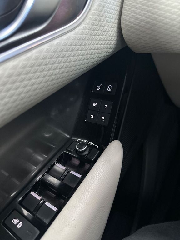 Land Rover Range Rover Velar 2018