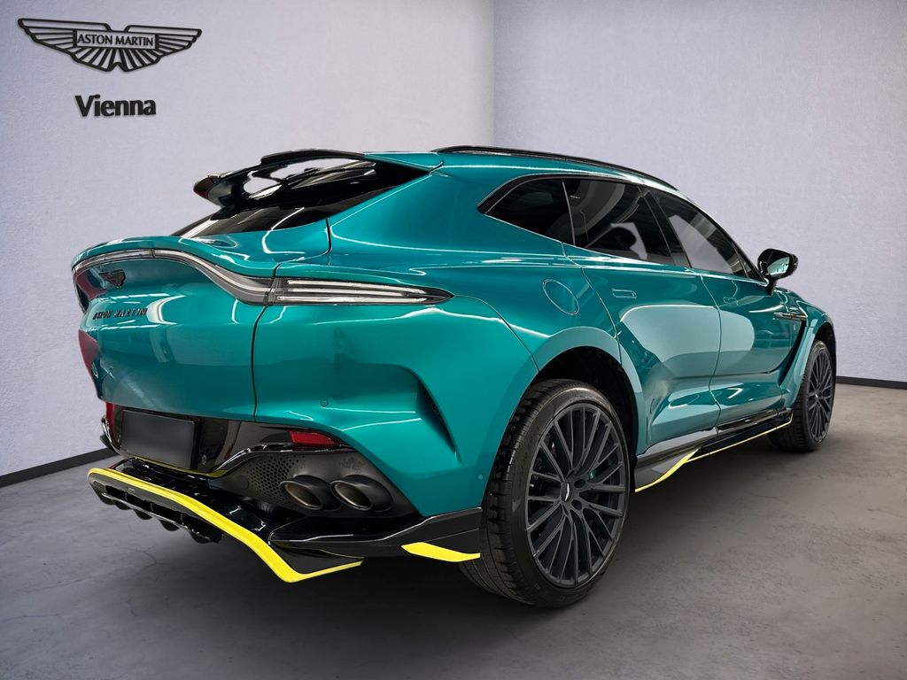 Aston Martin DBX 2023