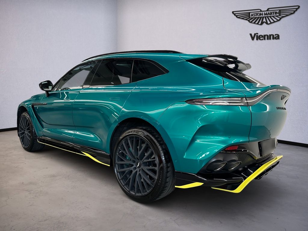 Aston Martin DBX 2023
