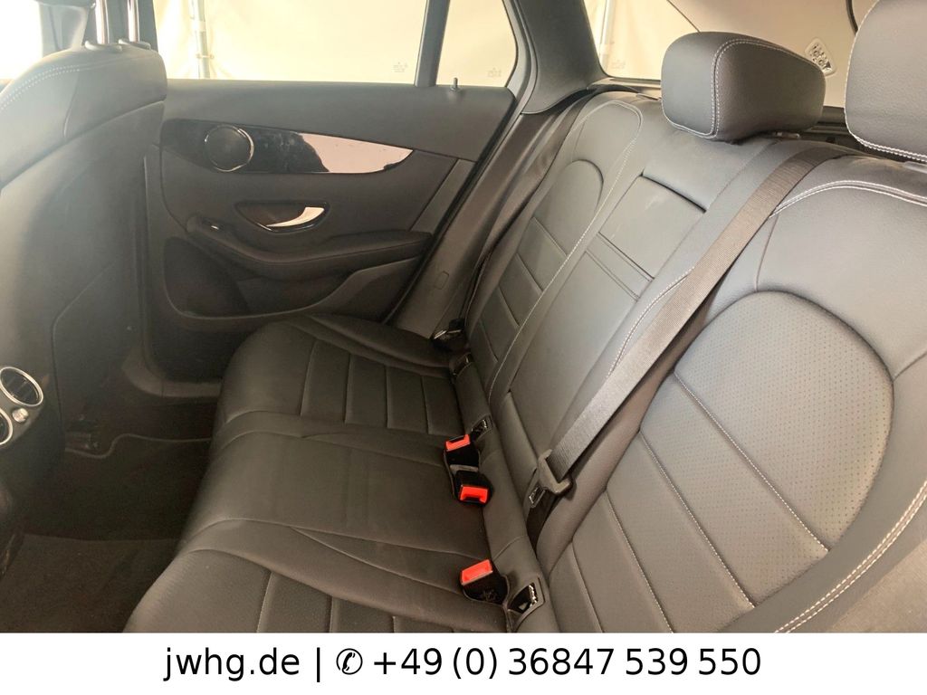 Mercedes-Benz GLC 300 2021