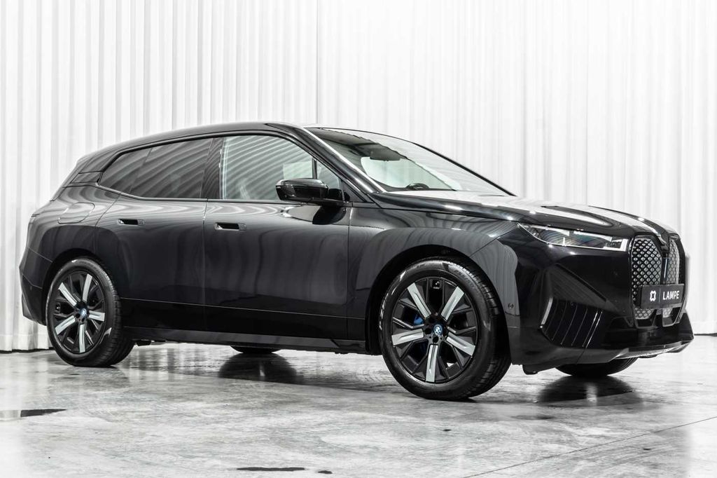 BMW iX 2022