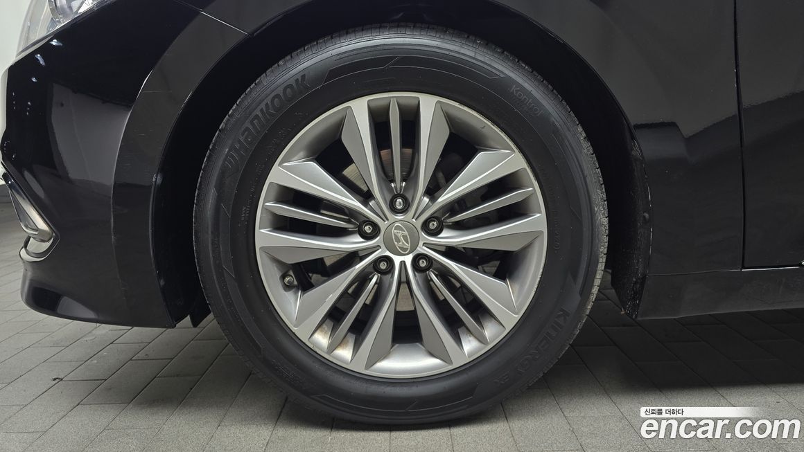 Hyundai Grandeur 2015