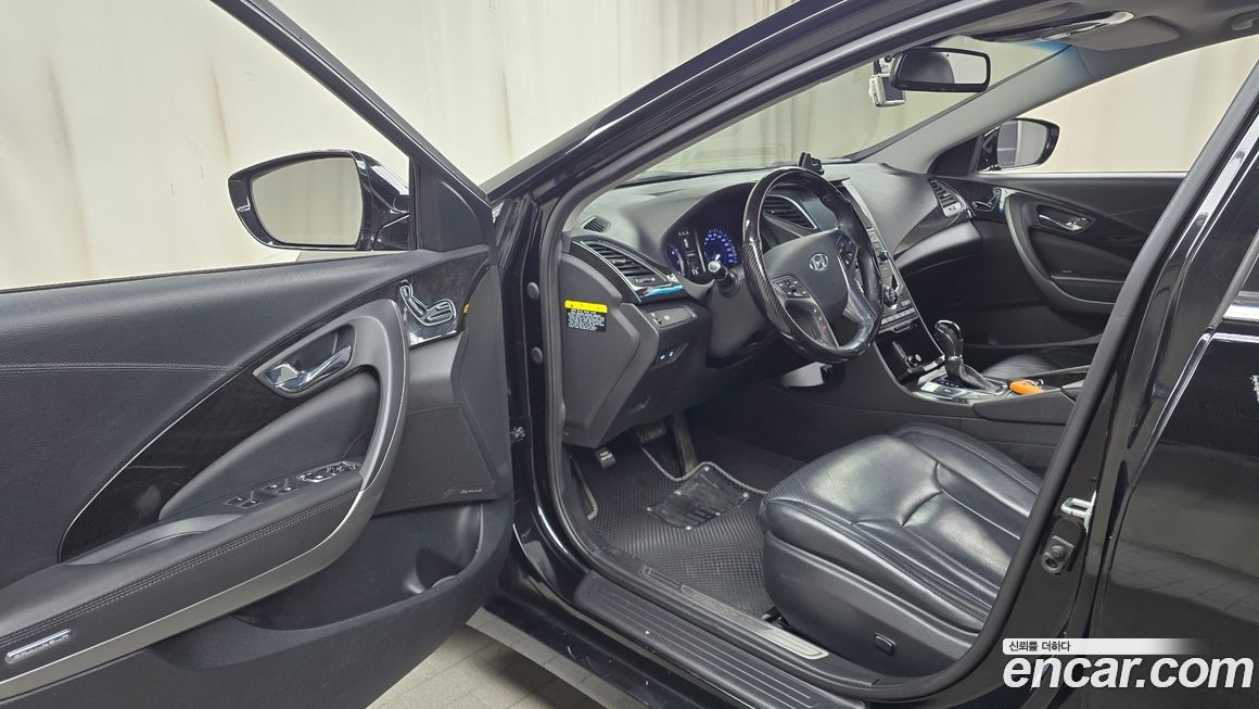 Hyundai Grandeur 2015