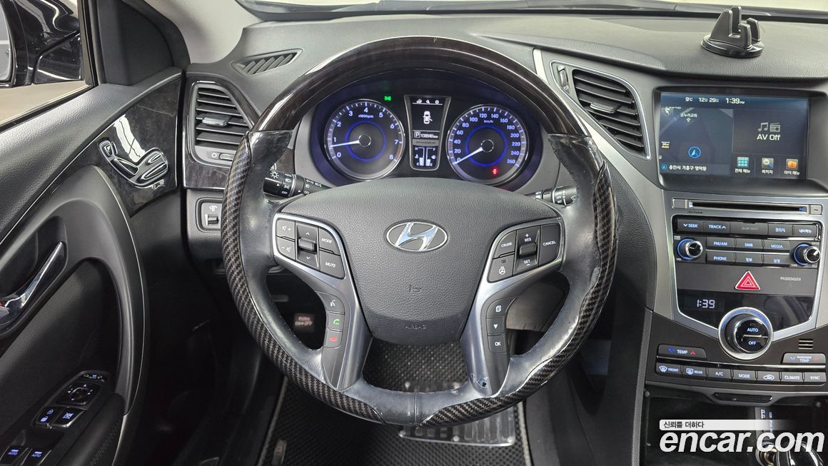 Hyundai Grandeur 2015