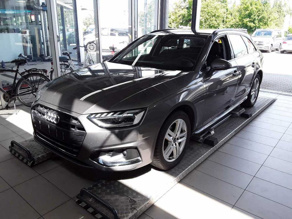 Audi A4 2021