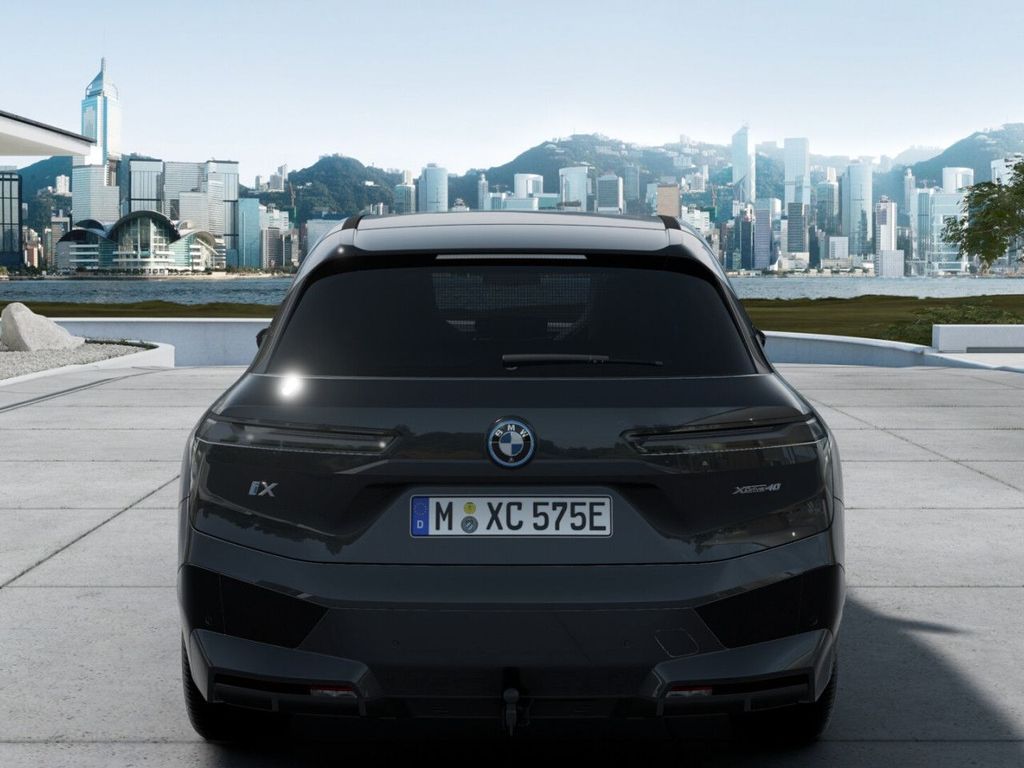 BMW iX 2023