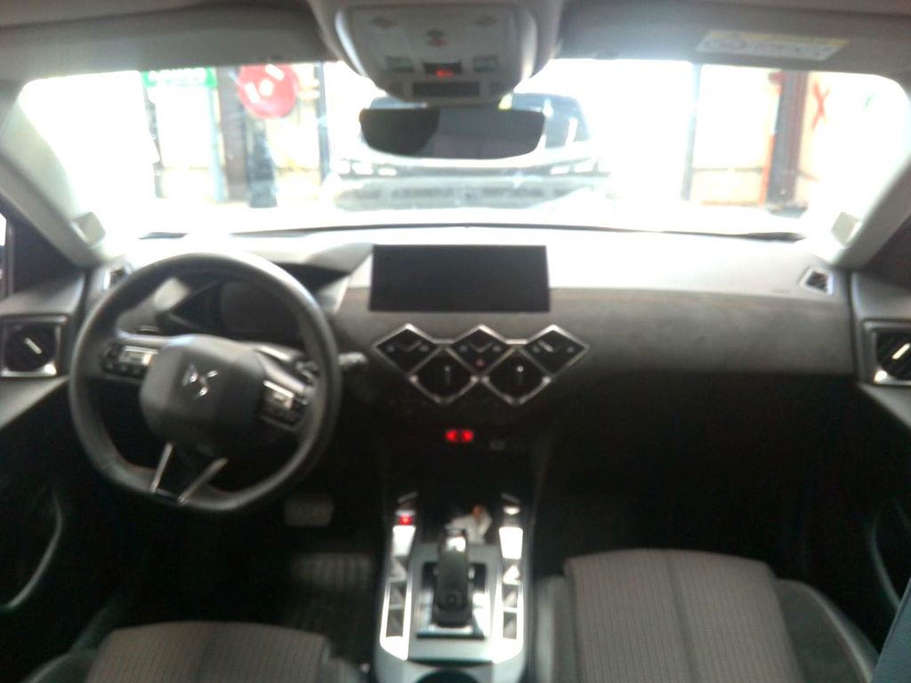 DS Automobiles DS3 2024