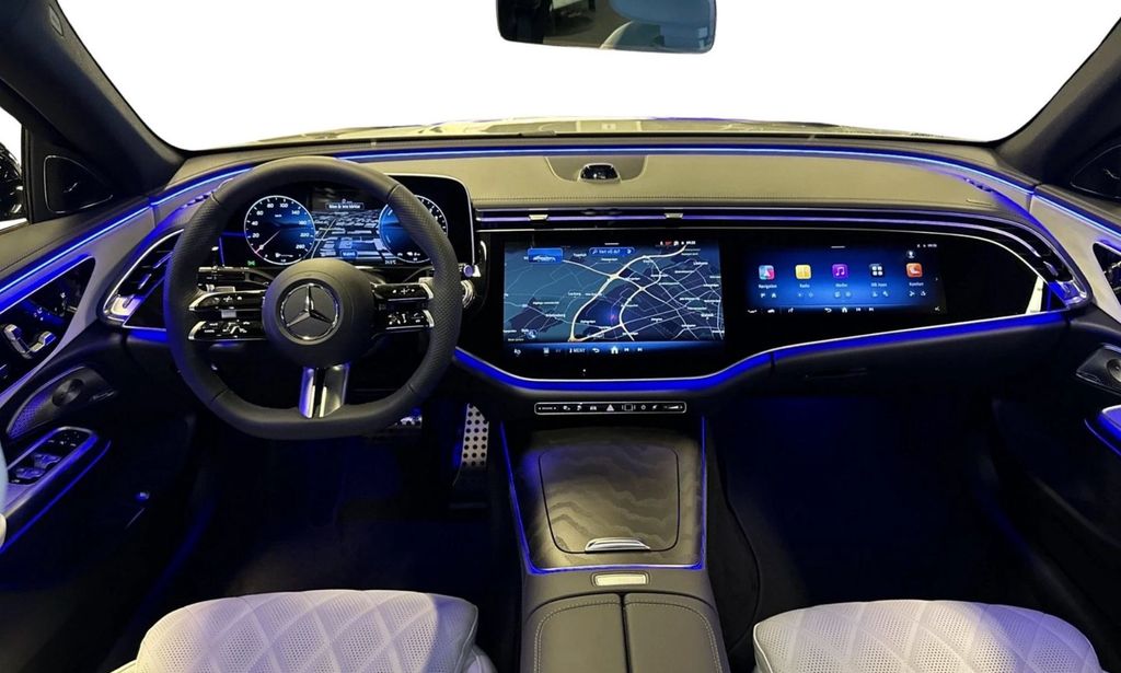 Mercedes-Benz E 300 2025
