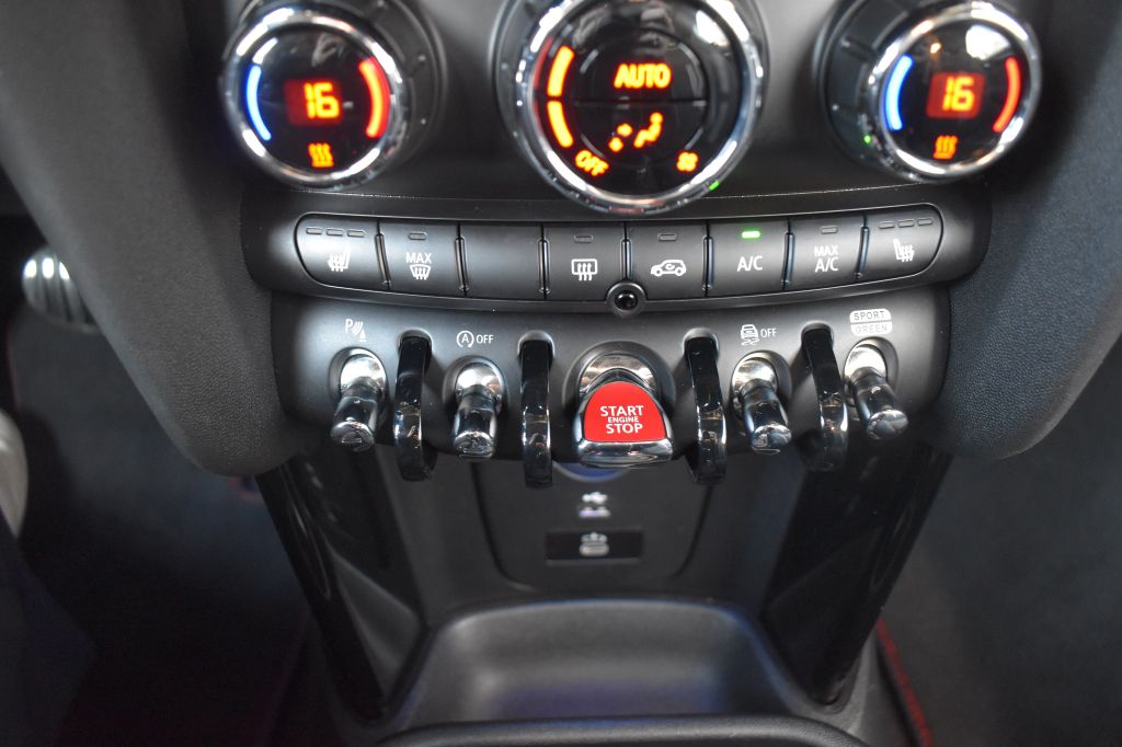 MINI John Cooper Works Cabrio 2022