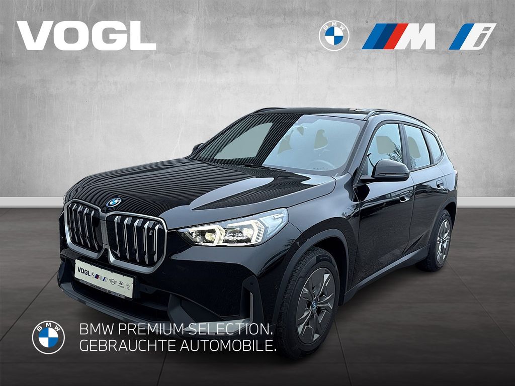 BMW iX1 2023