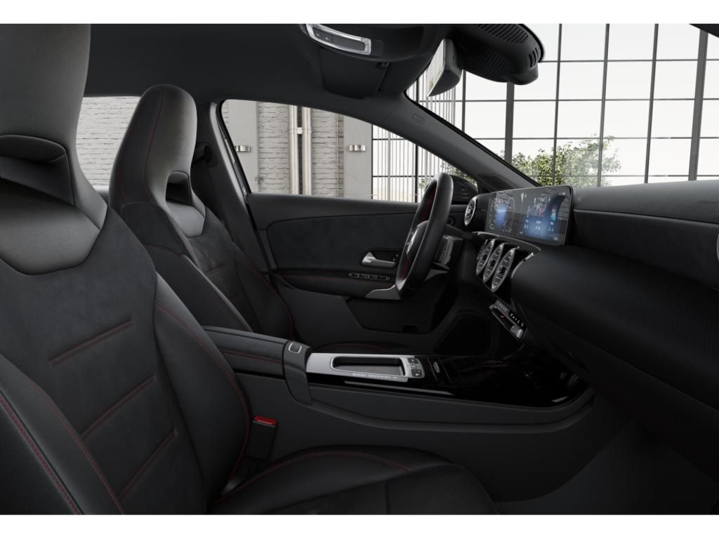 Mercedes-Benz A 220 2025