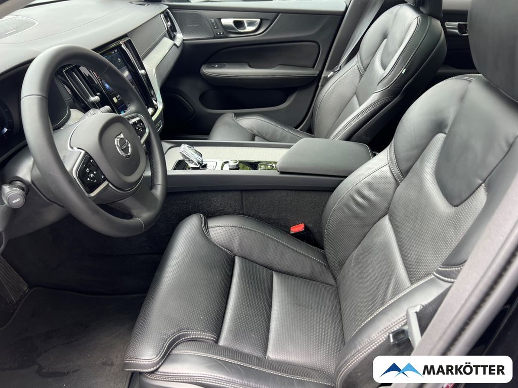 Volvo V60 2023