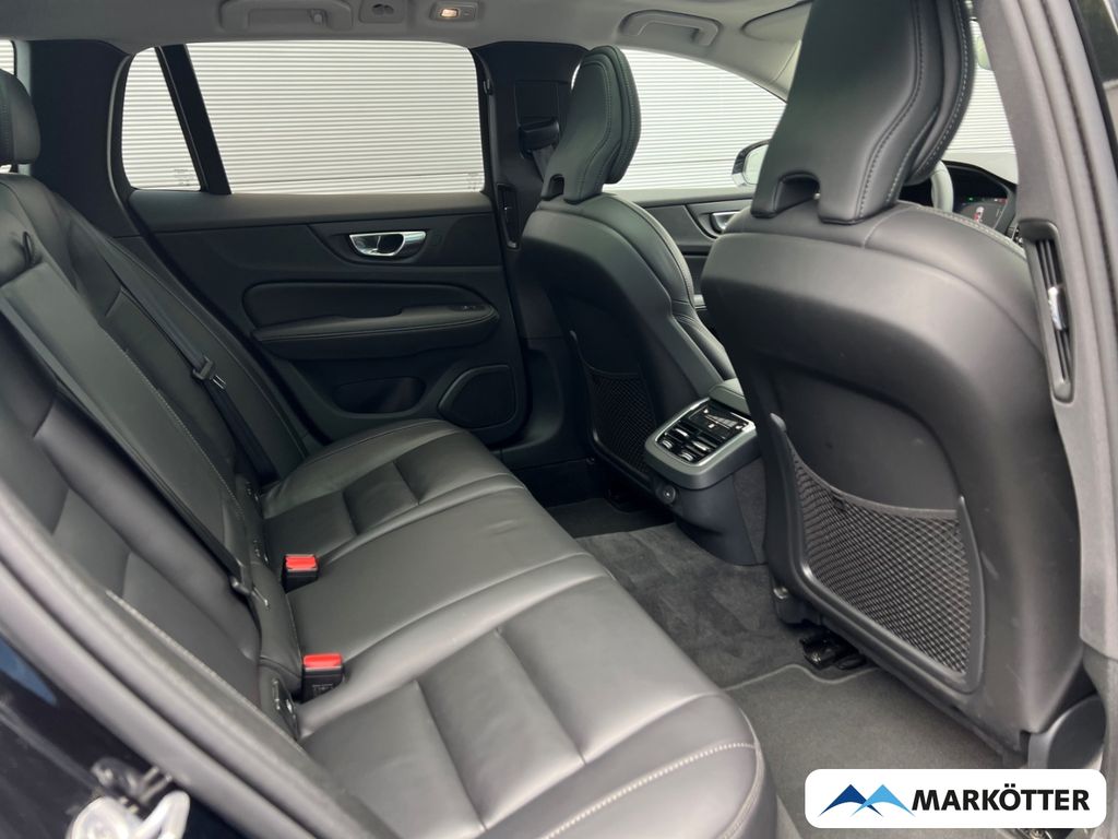 Volvo V60 2023