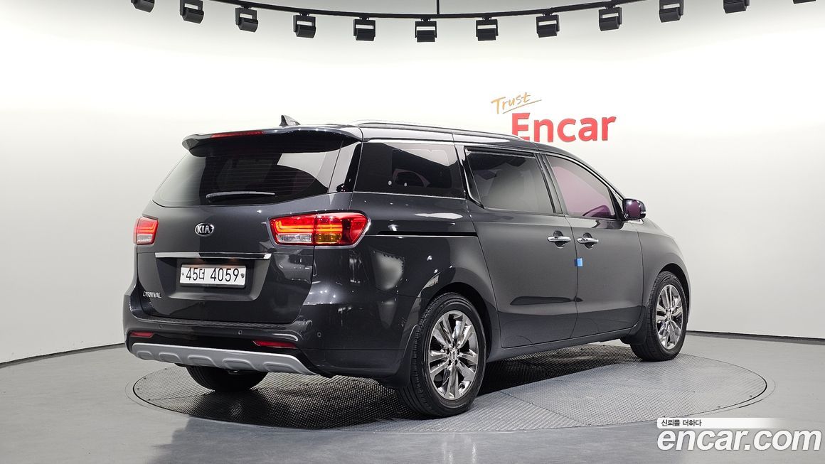 Kia Canival 2018