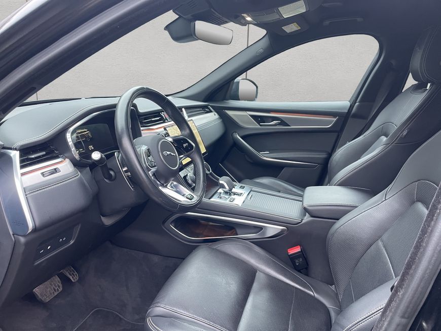 Jaguar F-Pace 2022