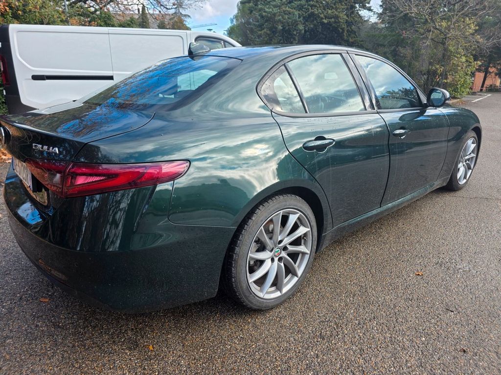 Alfa Romeo Giulia 2021