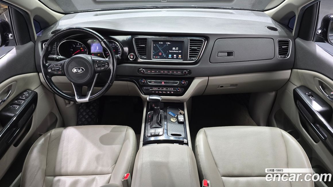 Kia Canival 2018