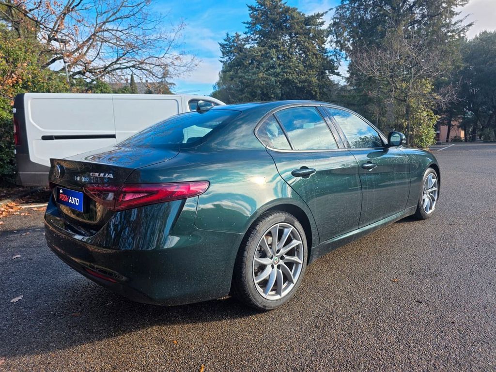 Alfa Romeo Giulia 2021