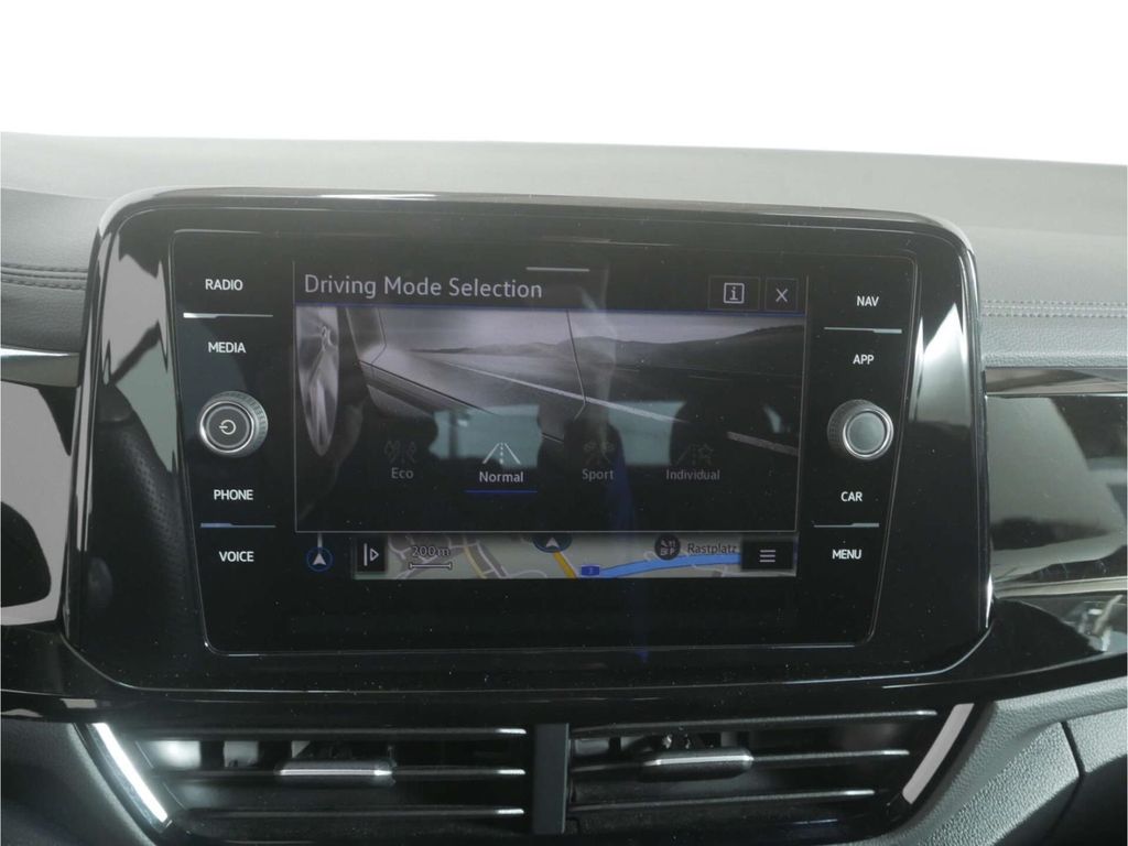 Volkswagen T-Roc 2023