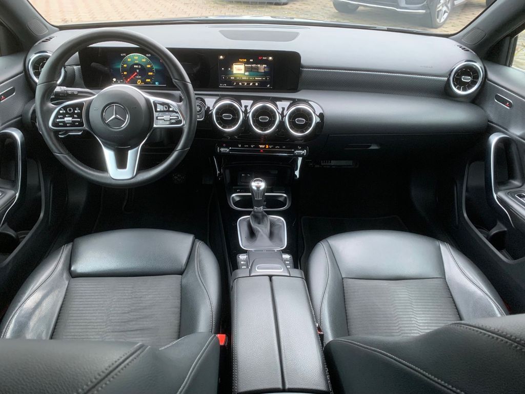 Mercedes-Benz A 180 2022
