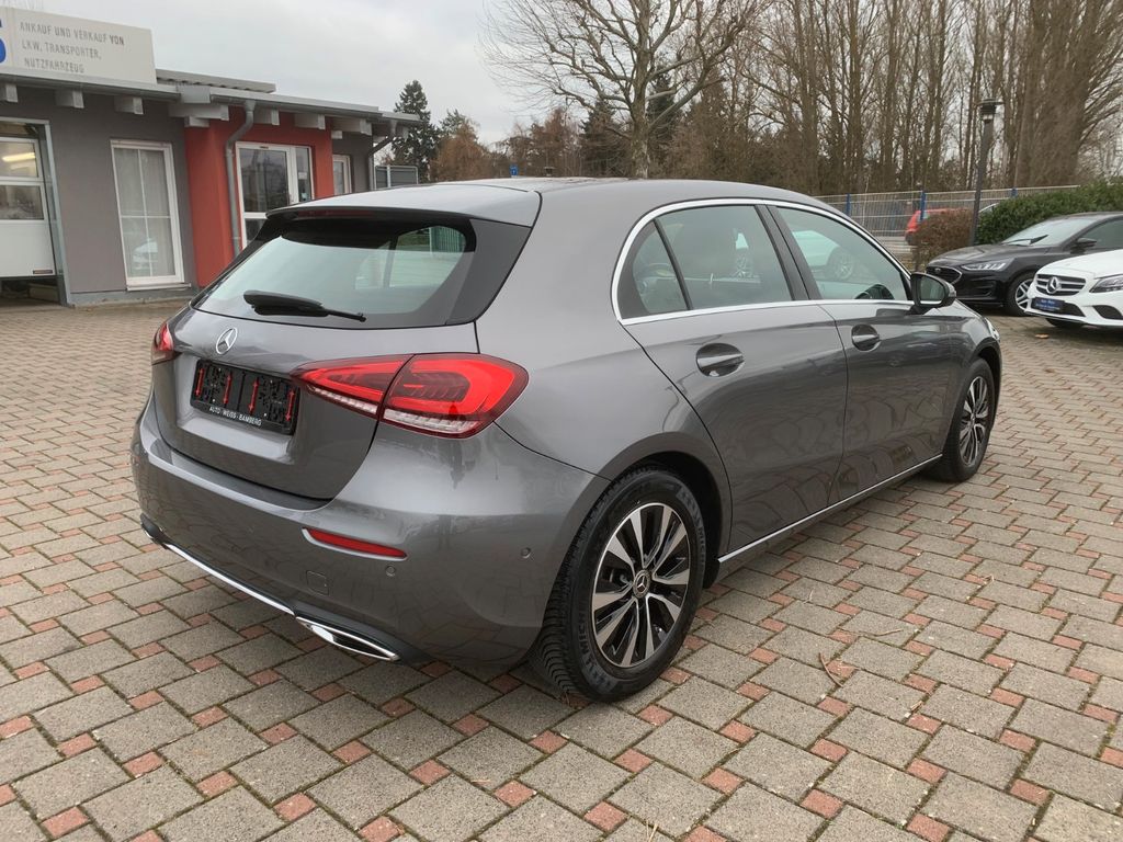 Mercedes-Benz A 180 2022
