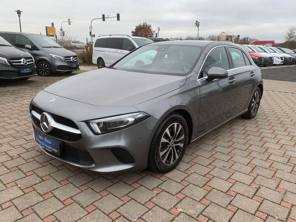 Mercedes-Benz A 180 2022