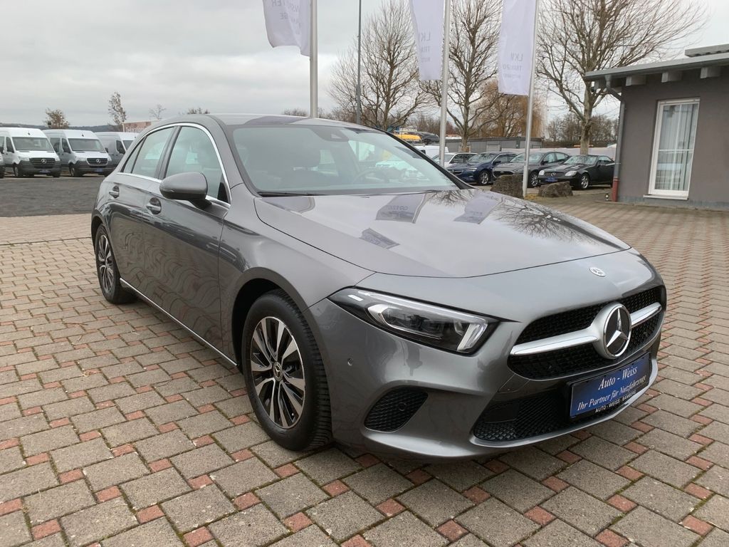Mercedes-Benz A 180 2022