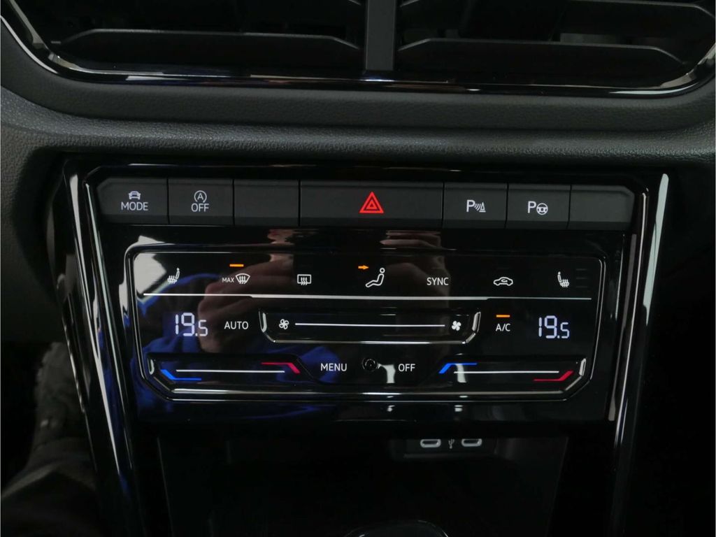 Volkswagen T-Roc 2023