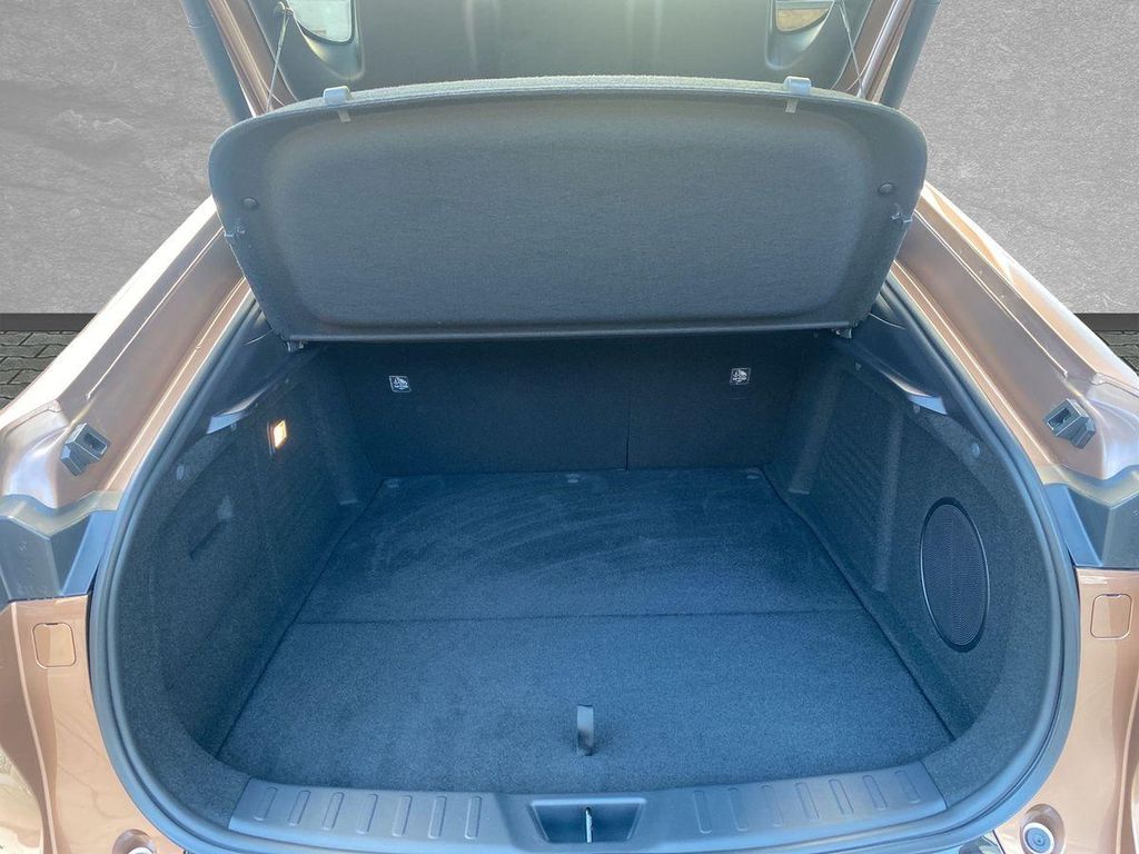 Mazda 6e