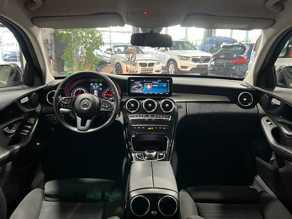 Mercedes-Benz C 300 2020