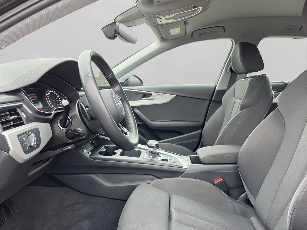 Audi A4 2022