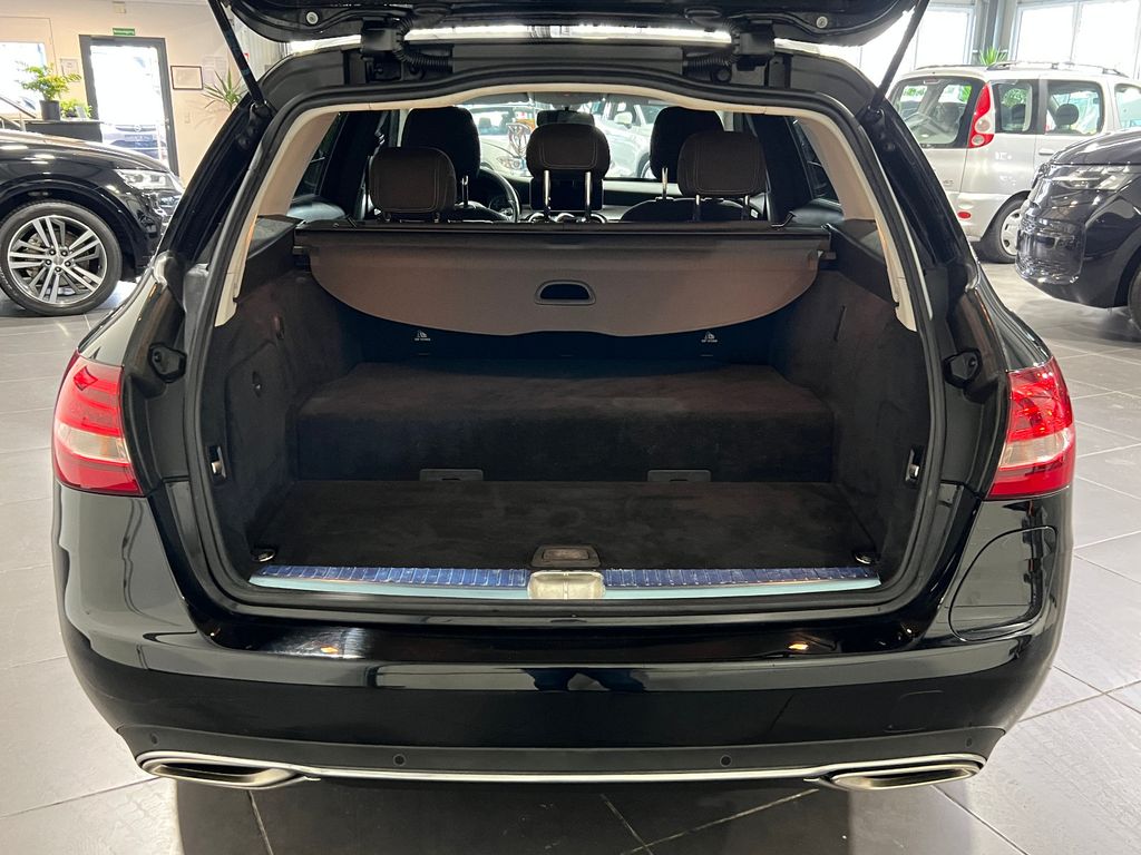 Mercedes-Benz C 300 2020