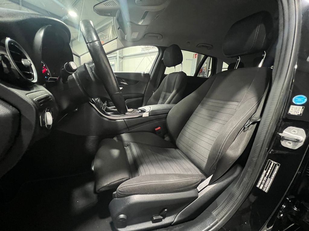 Mercedes-Benz C 300 2020