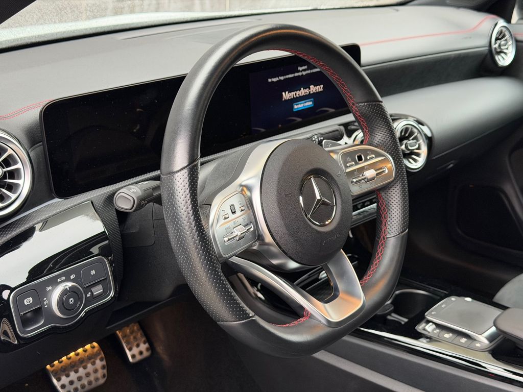 Mercedes-Benz CLA 250 2023