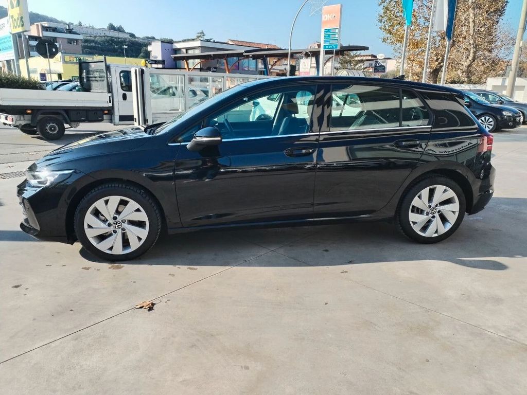 Volkswagen Golf 2025