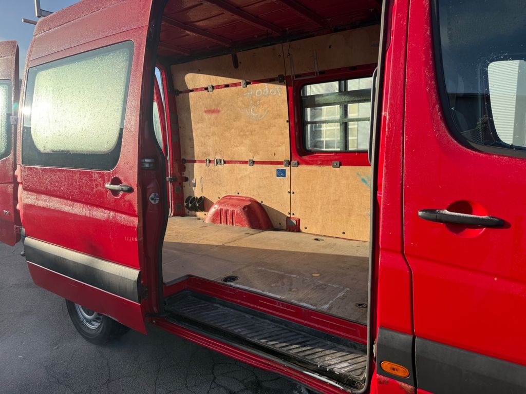 Volkswagen Crafter 2012