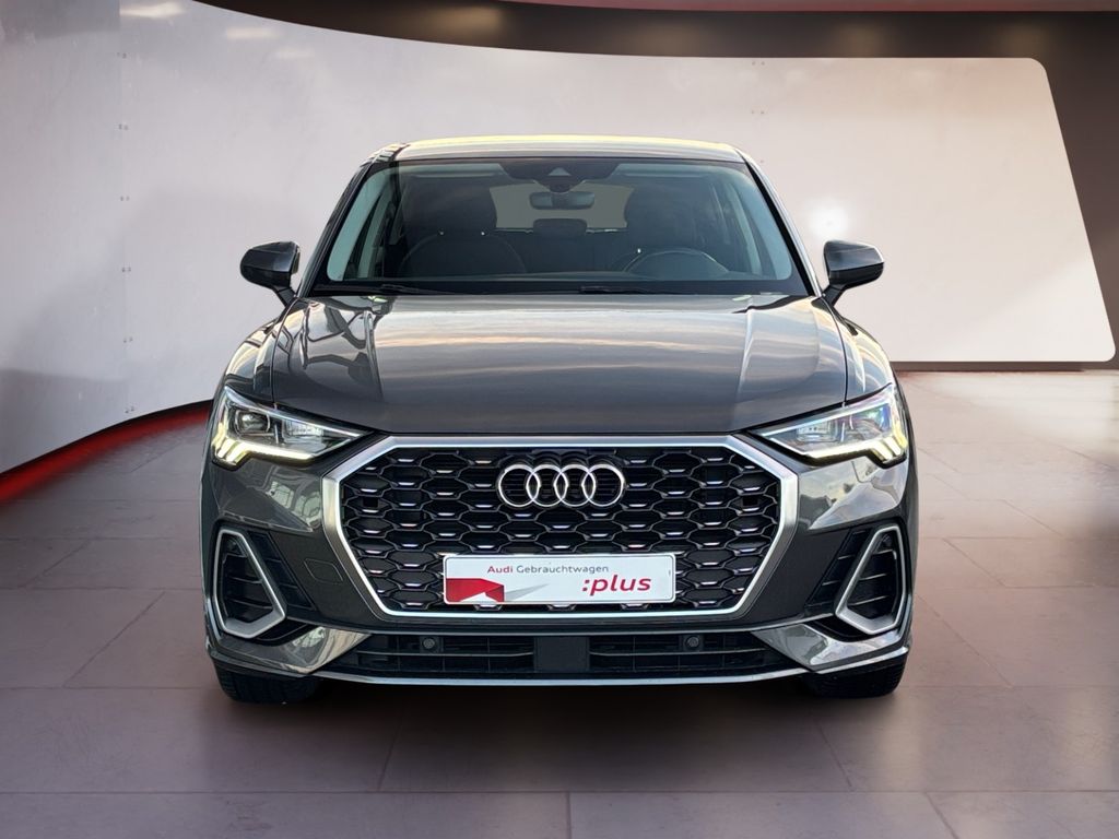 Audi Q3 2021