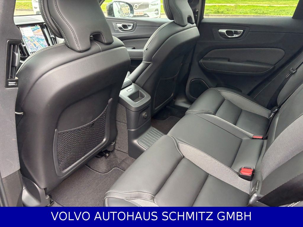 Volvo XC60 2025