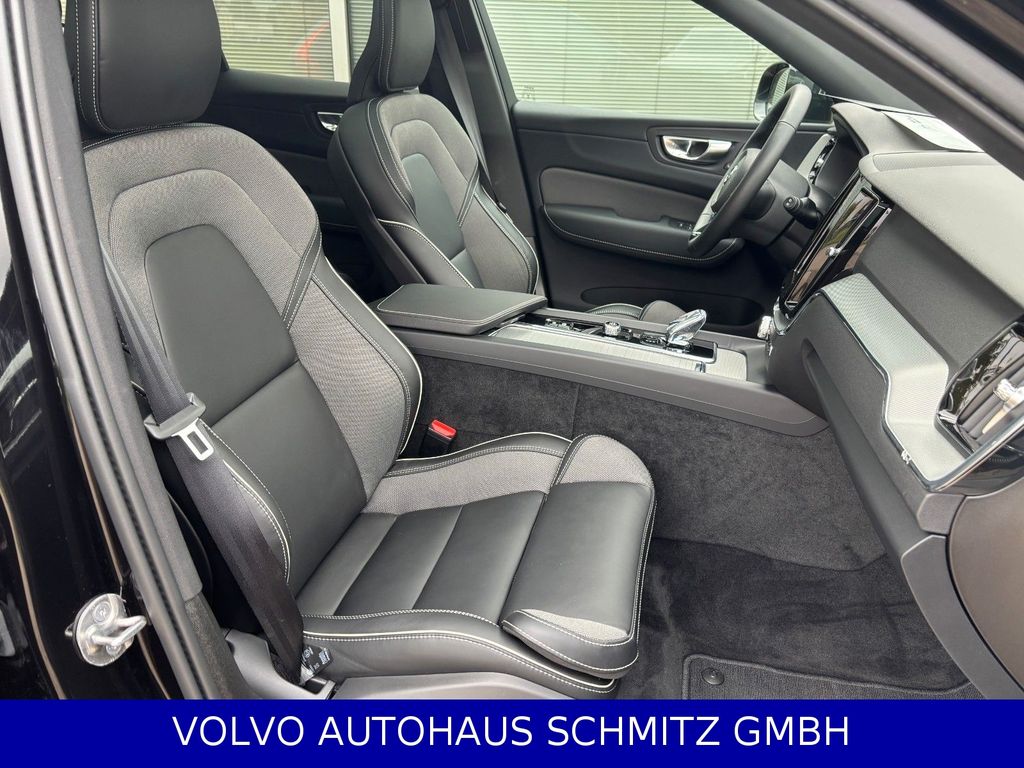 Volvo XC60 2025